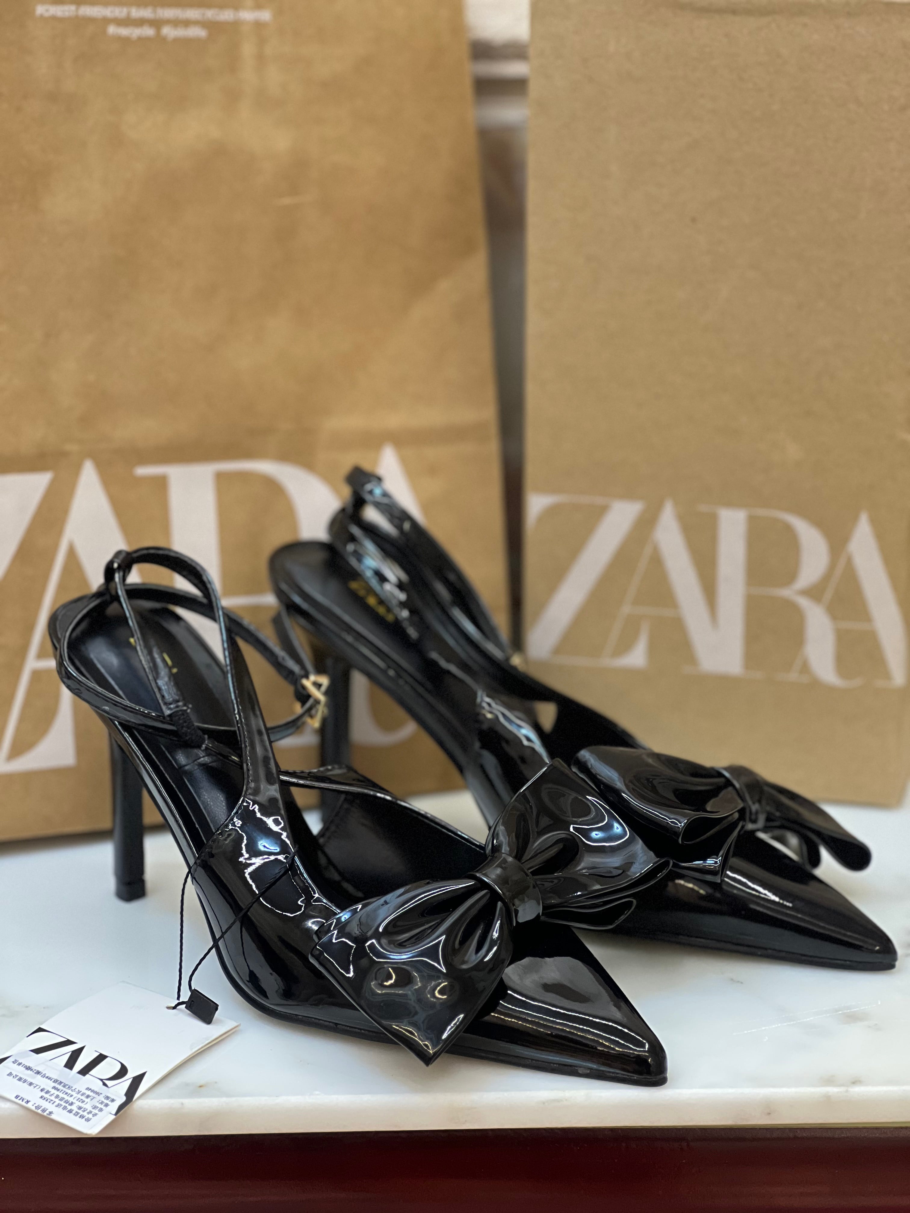 Zara super good avec boite🖤✨