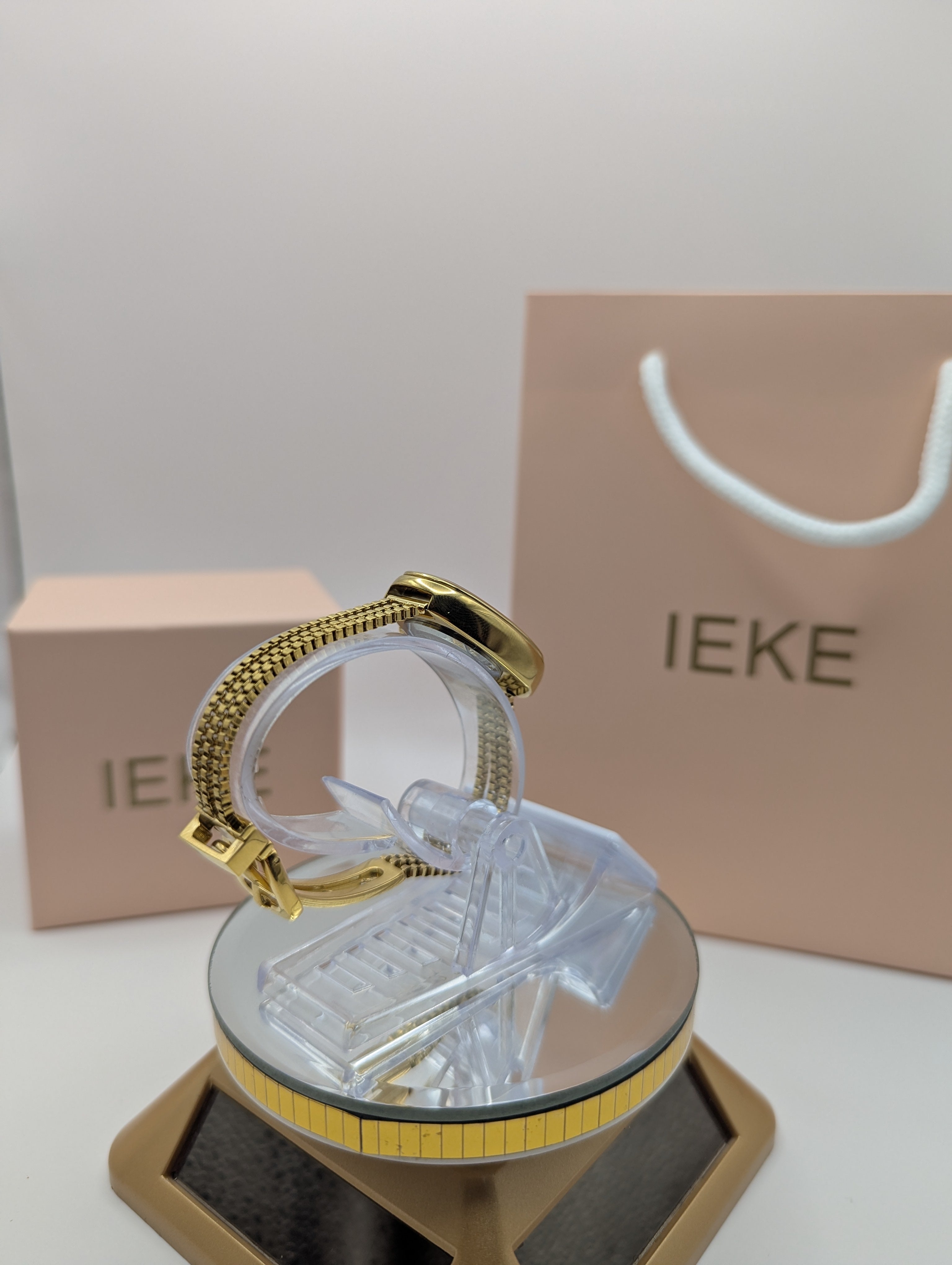 IEKE "Serpenti Edition"