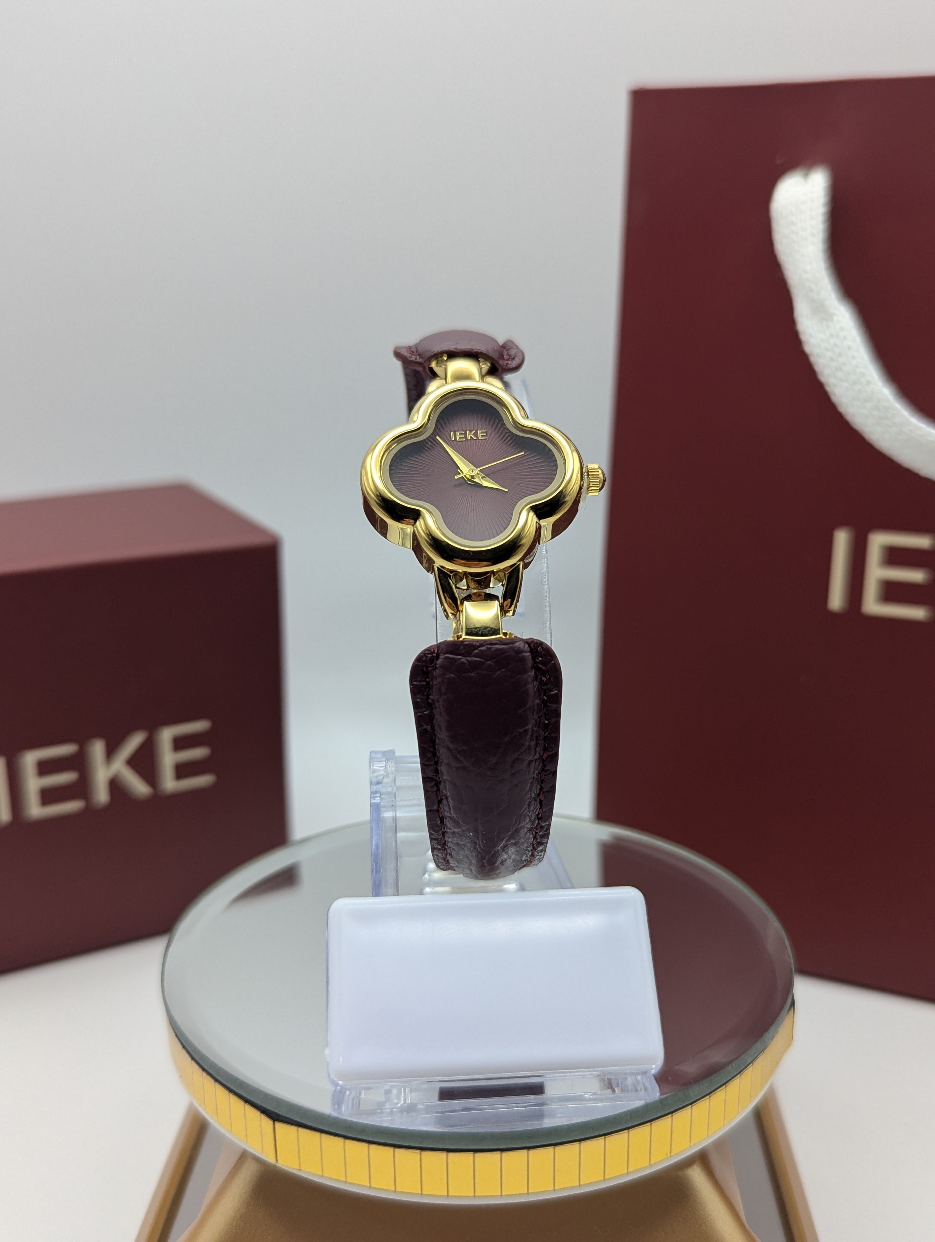 Montre IEKE "Trèfle de Chance"